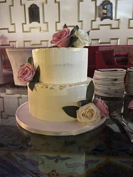 How much is a wedding cake?