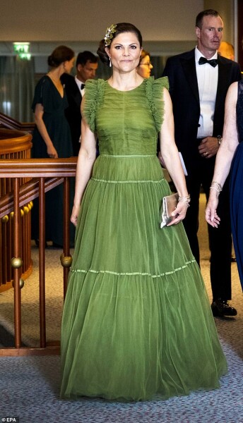 Royal Style - here's to 70 more years of frocks and rocks! 