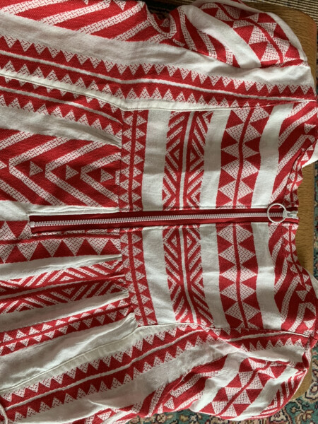 Which zip colour for this dress (pictures)
