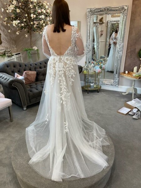 Who's up for a wedding dress challenge?