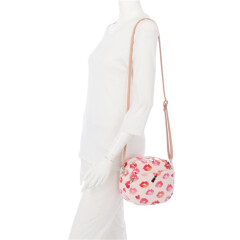 Nice summer bag for a city break 
