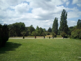 Come and tell me your dull and unexciting news 22: Calmly through the day