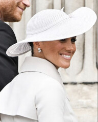 Royal Style - make way for the Platinum Jubilee, tiaras are a necessity
