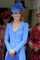 Royal Style - here's to 70 more years of frocks and rocks! 