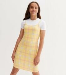Please can anyone be amazing and help our 14 year old find a dress for a school disco!