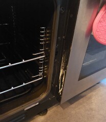 Oven cleaning Disaster - please help!