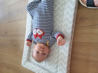 Baby pale when sleeping