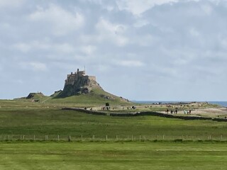 Come and tell me your dull and unexciting news 22: Calmly through the day