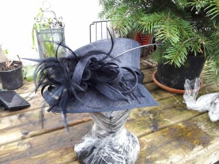 Hat (and shoe) colour to match this dress
