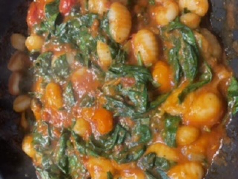 Four days worth of dinners for 4 people £17 with Gousto code