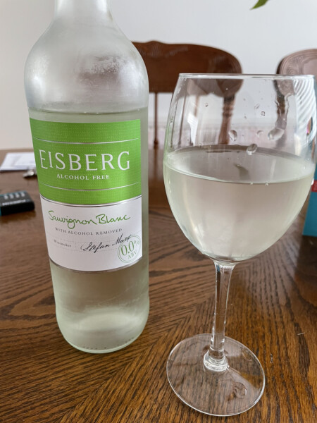 Non alcoholic wine