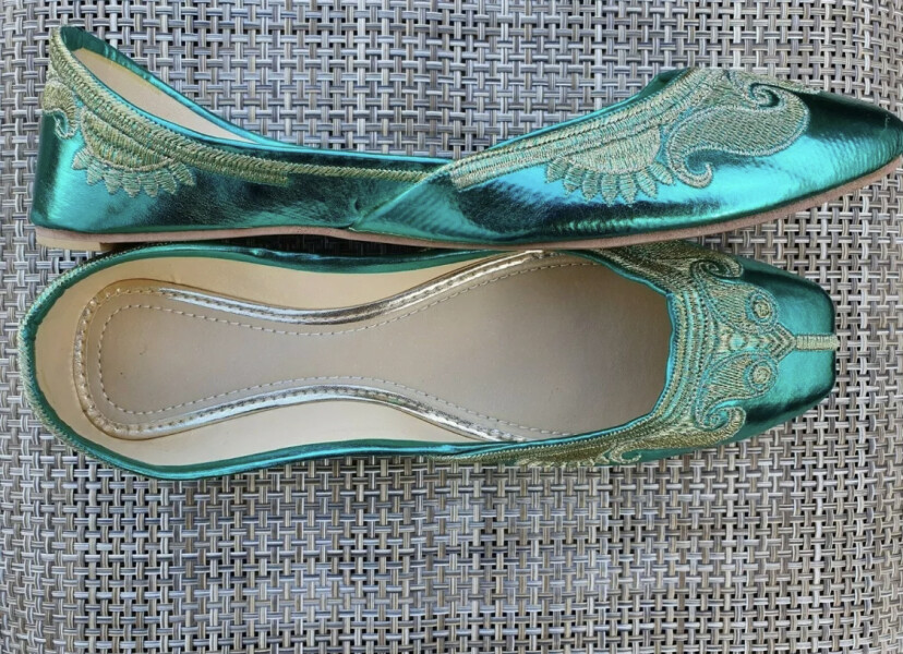 Suddenly got my eye on ballet flats..