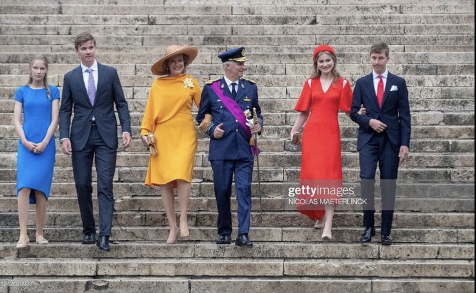 Royal Style - Bring out the Baubles! We'll wear your jewellery if you don't want to! 