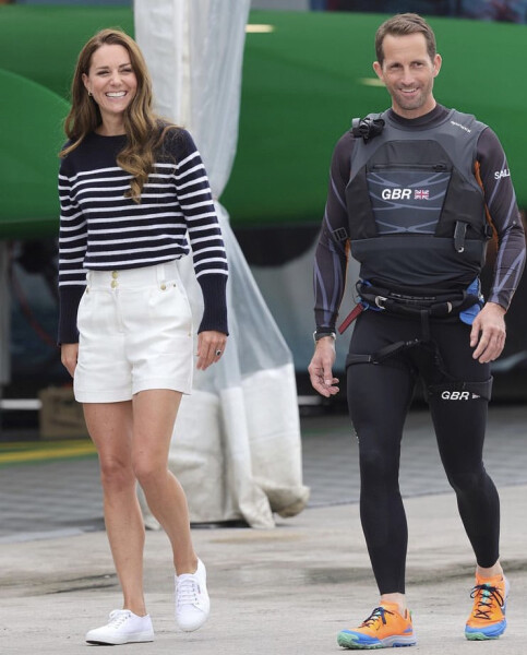 Royal Style - Bring out the Baubles! We'll wear your jewellery if you don't want to! 