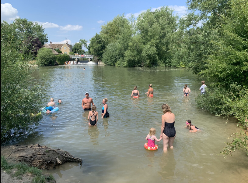 What age to swim in a lake with friends?