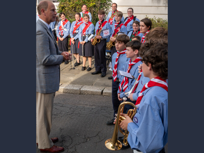 Royal Style - Bring out the Baubles! We'll wear your jewellery if you don't want to! 
