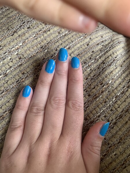 What nail colour do you have on? What colour is in fashion?