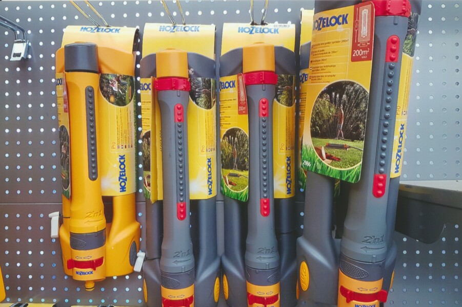 What size Hozelock sprinkler should I get?