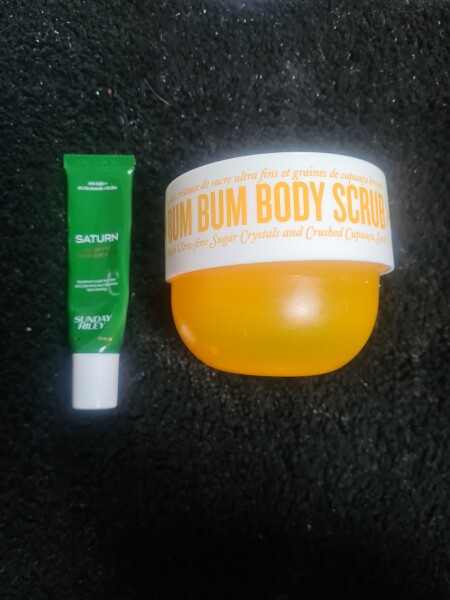 Are you addicted to beauty products? If so, please join - we are "Beauty addicts anonymous" 💜