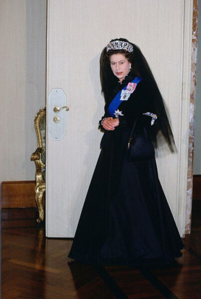 Royal Style - Bring out the Baubles! We'll wear your jewellery if you don't want to! 