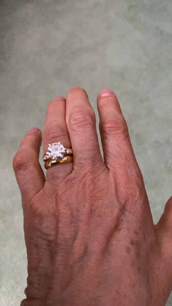 Please come show me your engagement rings!