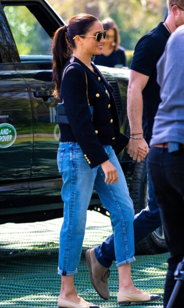 Suddenly got my eye on ballet flats..