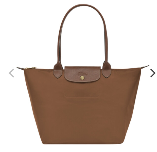What colour Le Pliage?