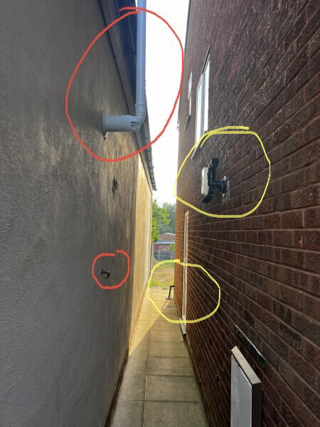 unreasonable neighbour -  boundary lines