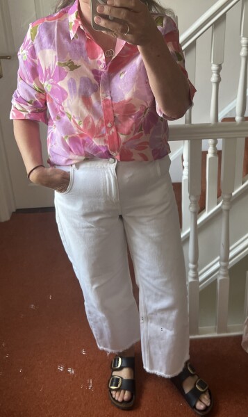 What are you wearing today? Melting into summer '22