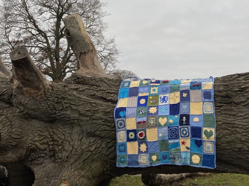 Woolly Hugs. A Blanket for lovely Notapizzaeater whose wonderful DH has sadly died.