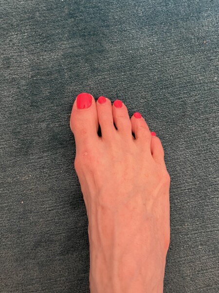 What nail colour do you have on? What colour is in fashion?