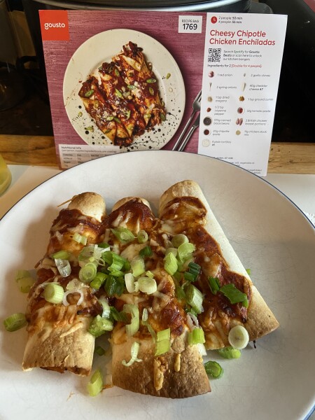 65% off Gousto which makes 4 meals for 4 just over £17 or 4 meals for 2 £12! 
