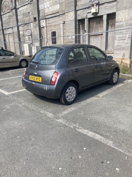Calling drivers & traffic wardens...Is this parking fine a massive piss-take?