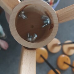 Preventing a nut/bolt from undoing