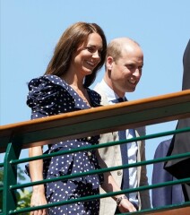 Royal Style - Bring out the Baubles! We'll wear your jewellery if you don't want to! 