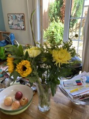 Freddie's free box of flowers