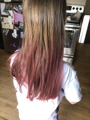 6 year old dd wants to dye her hair!
