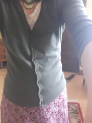 What are you wearing today? Melting into summer '22