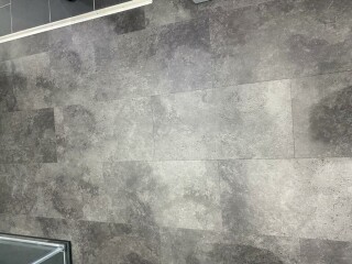 PLEASE can you help me find a paint colour for my new bathroom?
