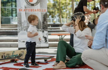 Royal Style - Bring out the Baubles! We'll wear your jewellery if you don't want to! 