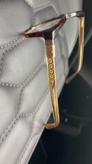 What sorts of glasses are in style?