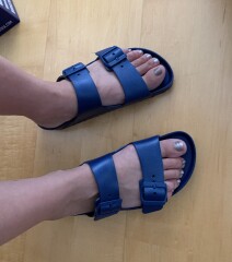 Les Parisiennes des Mamansnet: Maids Cosplaying as Schoolboys are Going to Get Themselves Cancelled by North Korea