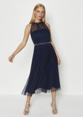 What would you wear to a black tie work event? 
