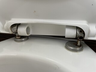 Toilet seat won’t move