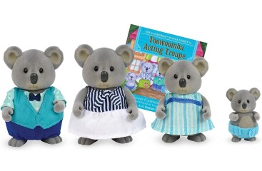 Sylvanian families or Lil Woodzeez?