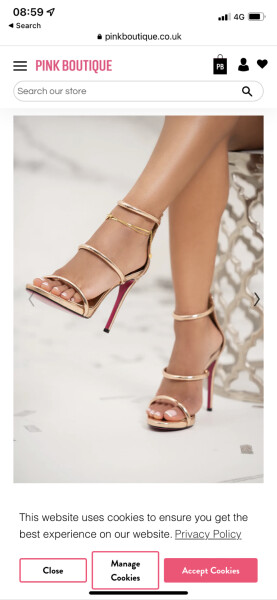 What shoes with this dress
