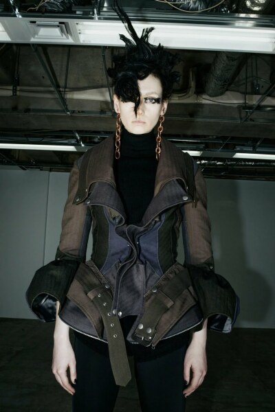 Les Parisiennes des Mamansnet: Always Have a Ball Gown at the Ready in Celebration of Your Enemy's Demise