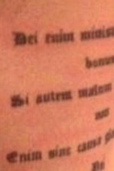 A long long shot... religious verse in Latin help! 