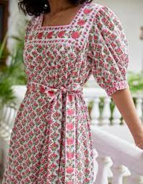 Help me find this dress please. 