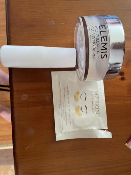 Are you addicted to beauty products? If so, please join - we are "Beauty addicts anonymous" 💜